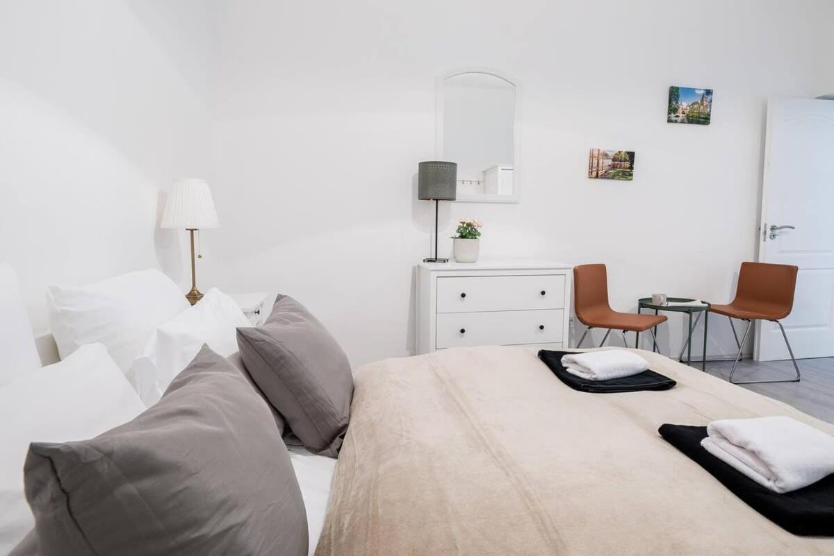 Central Brand New And Modern Apartment Budapeşte Dış mekan fotoğraf