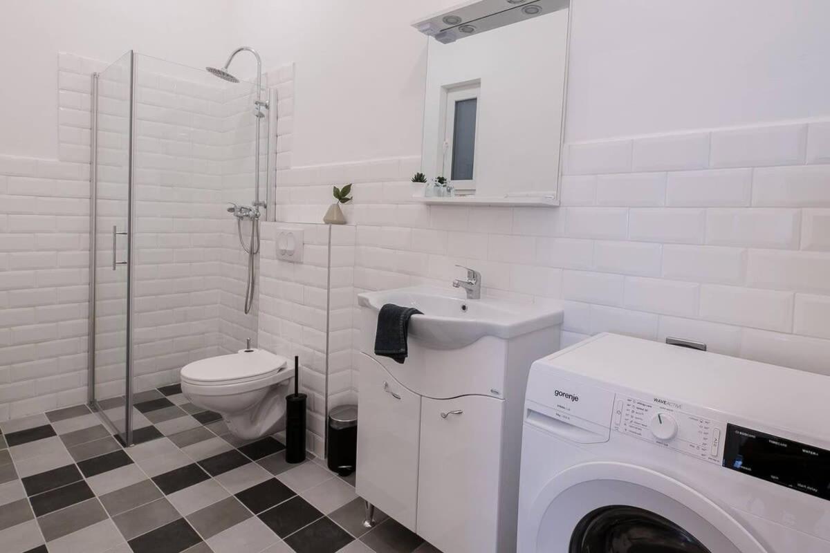 Central Brand New And Modern Apartment Budapeşte Dış mekan fotoğraf