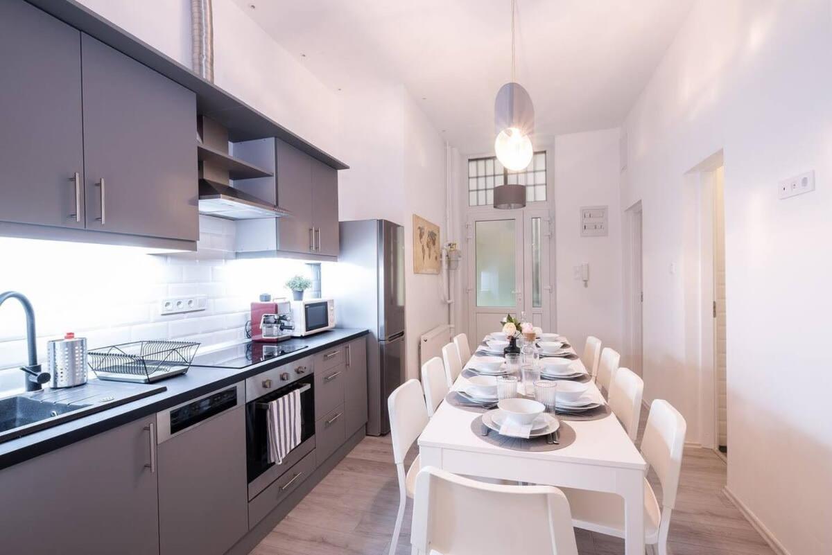 Central Brand New And Modern Apartment Budapeşte Dış mekan fotoğraf